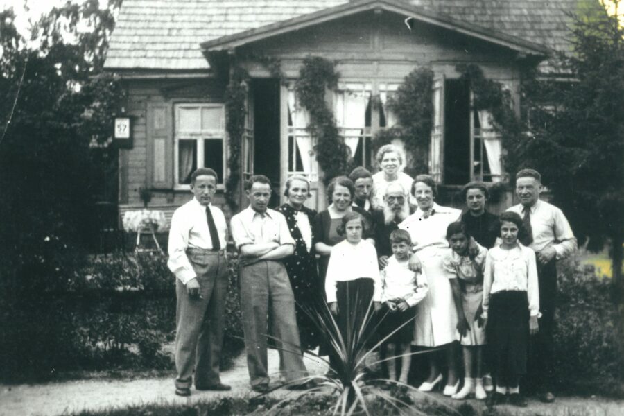 Встреча семьи Лидовских/Кацель, Рига, Латвия, 1937 год